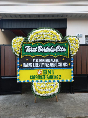 Papan Bunga Duka di Tewaan