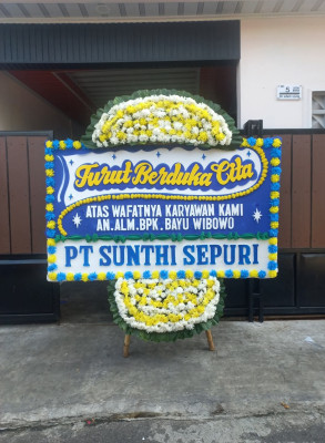 Papan Bunga Duka di Tewaan