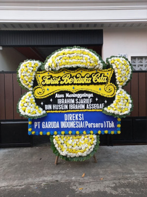 Papan Bunga Duka di Tewaan